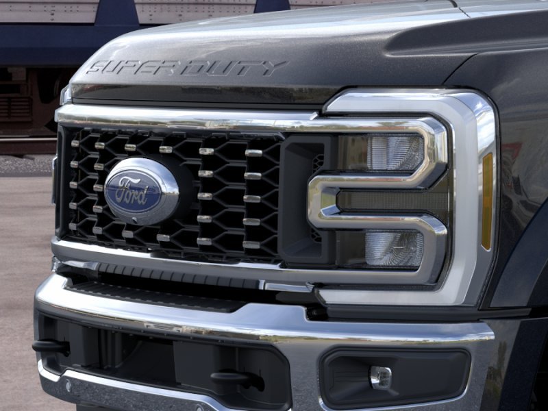 New 2026 Agate Black Metallic Ford F-450® Lariat® image 17