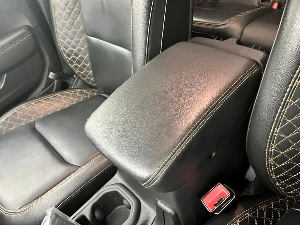 Used 2021 Black Jeep Overland image 28