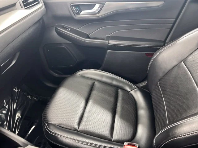 Used 2022 Black Ford Titanium image 19