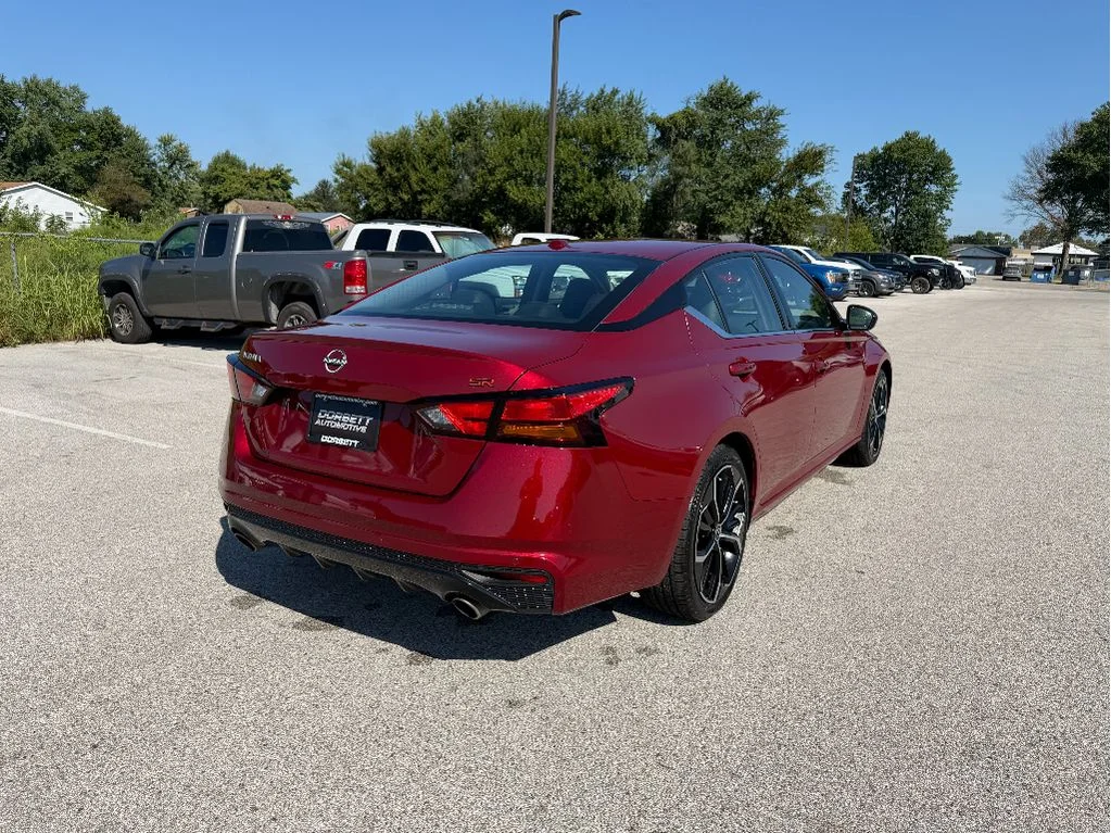 Used 2024 Scarlet Ember Nissan 2.5 SR image 6