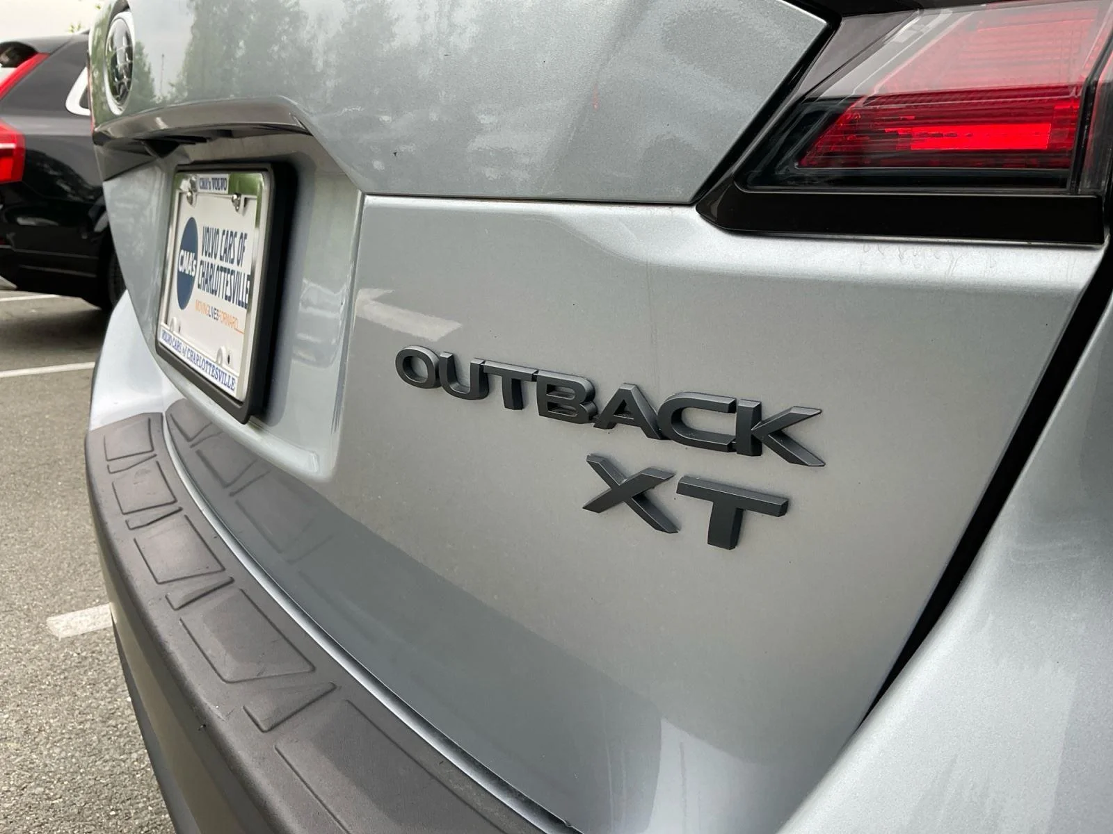 Used 2022 Ice Silver Metallic Subaru Onyx Edition XT image 17