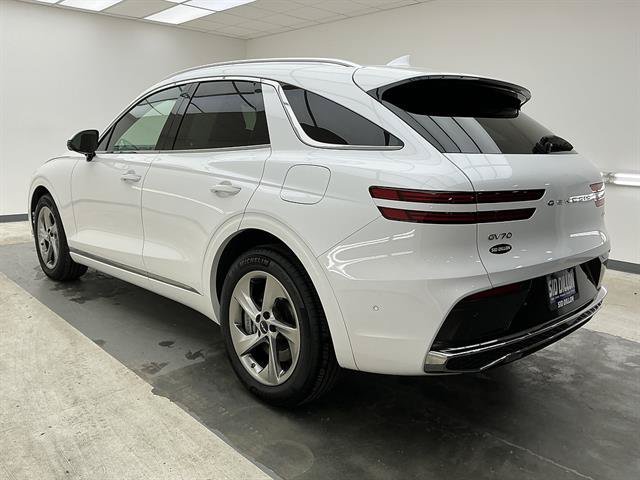 Certified Used 2026 Uyuni White Genesis 2.5T Advanced image 6