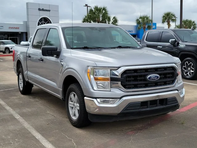 Pre-Owned 2021 Ford F-150 XLT