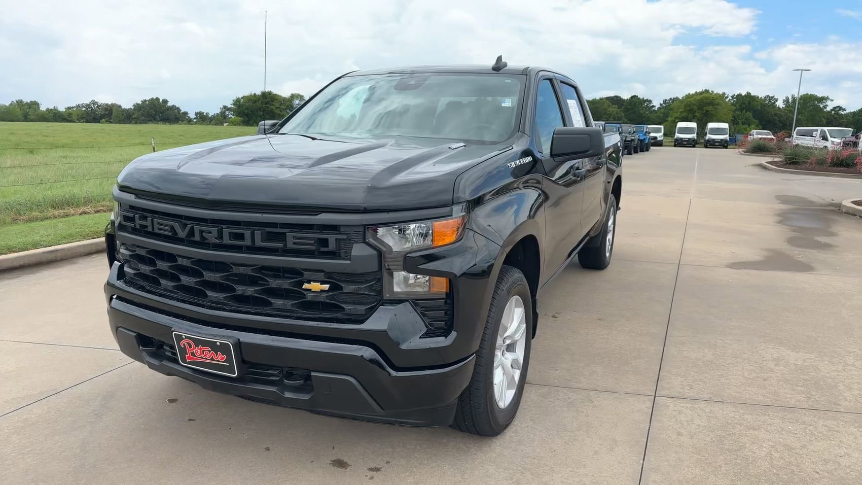 Used 2025 Black Chevrolet Custom image 4