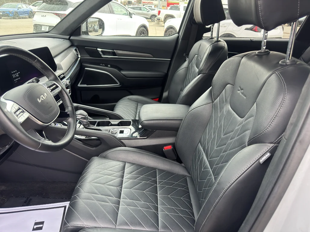 Used 2023 Wolf Gray Kia SX Prestige X-Line image 17
