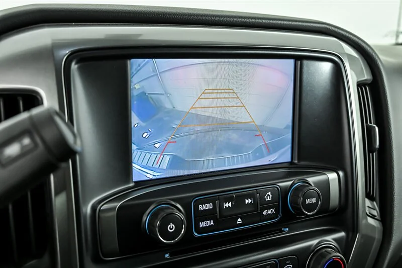 Used 2017  Chevrolet LT image 21