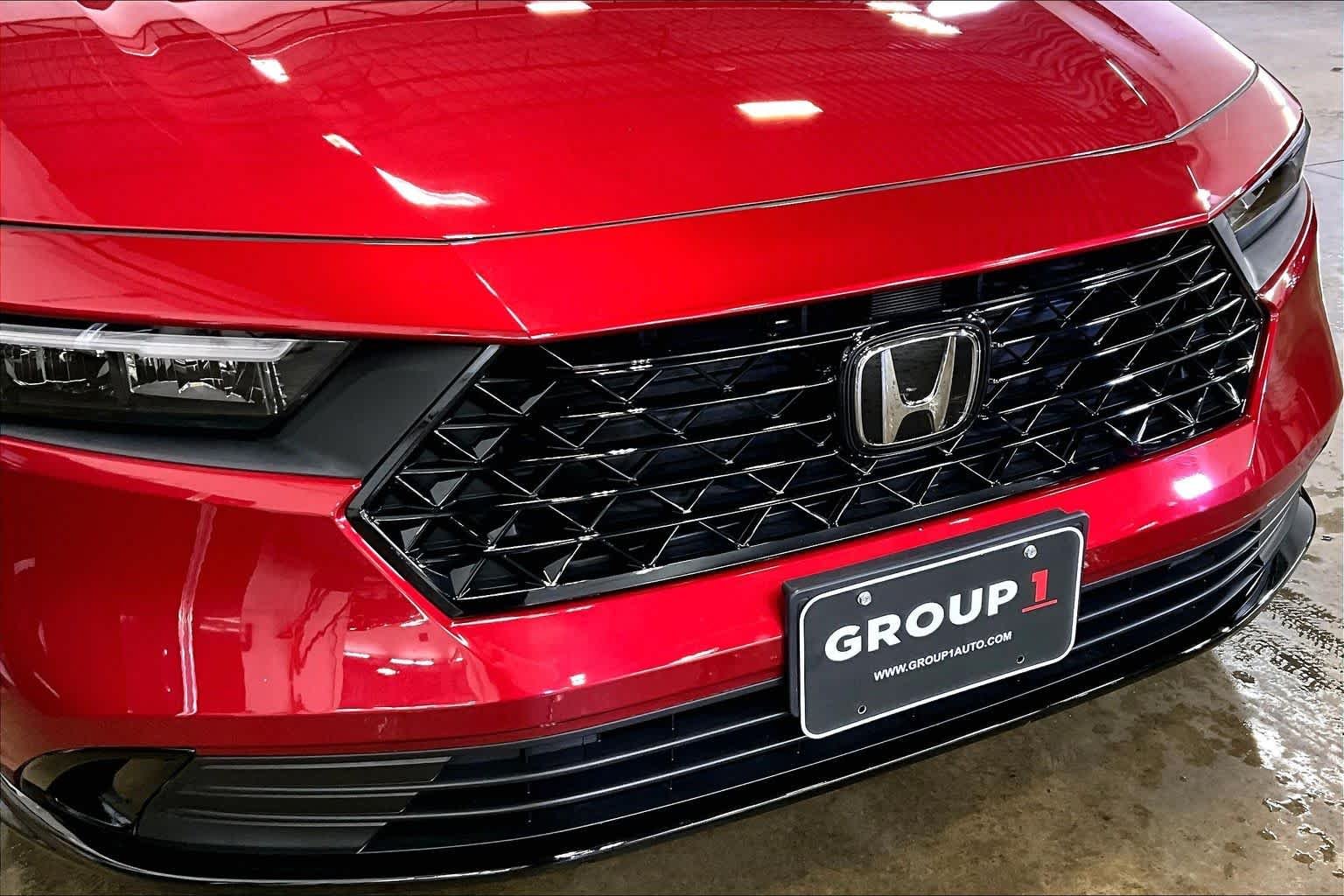 Used 2023 Radiant Red Metallic Honda Sport-L image 32