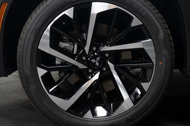 2025 Mitsubishi Outlander Plug-in Hybrid SE - Photo 11