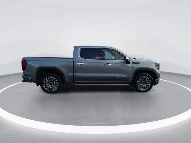 Used 2024 Silver GMC Denali Ultimate image 9
