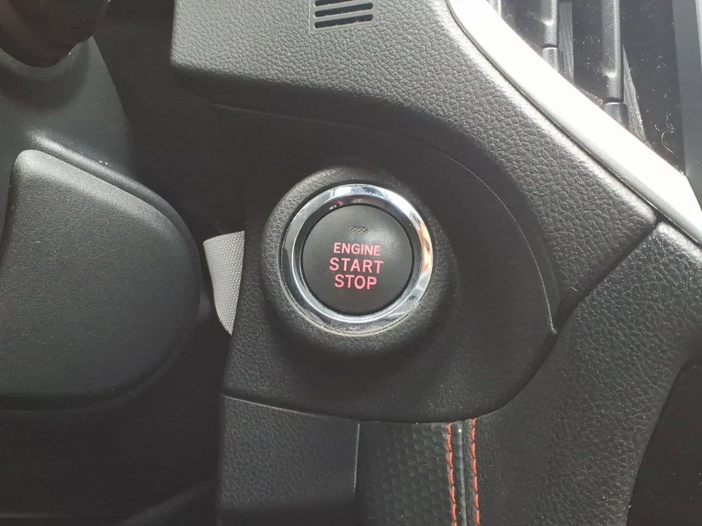 Used 2020 Silver Subaru Sport image 22
