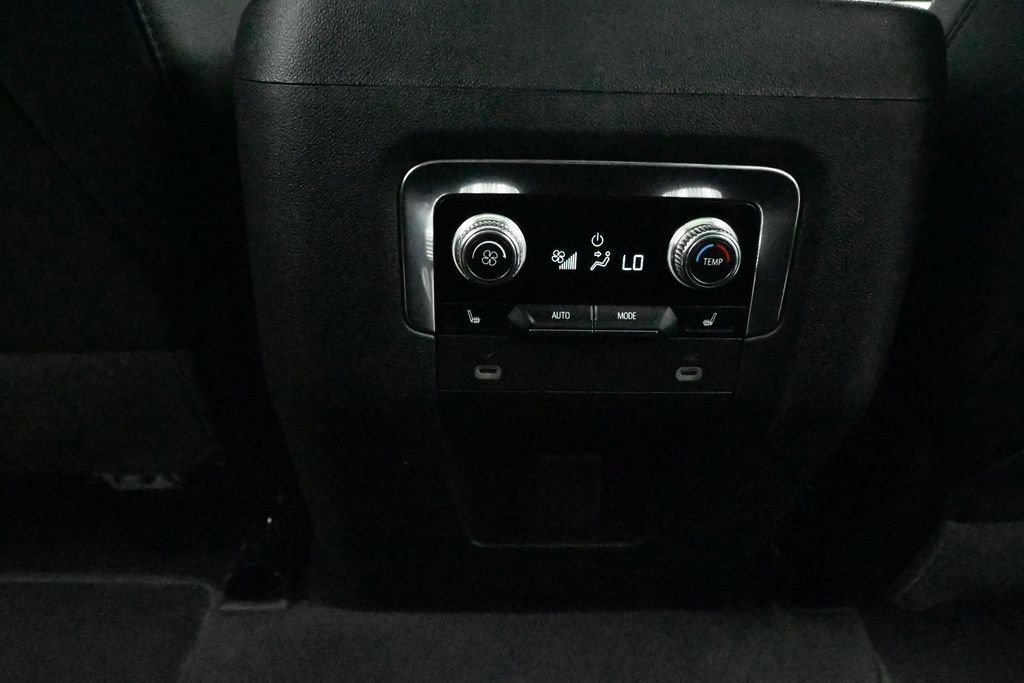 Used 2023 Summit White GMC AT4 image 21