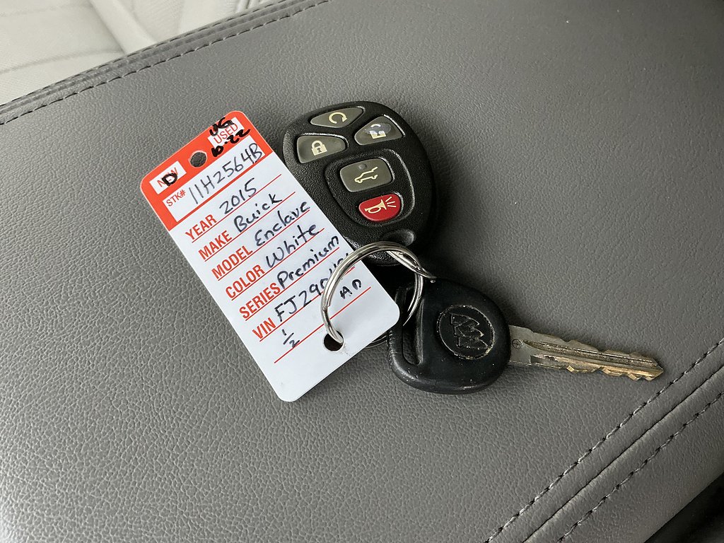 Used 2015 White Opal Buick Premium image 8