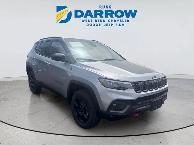 Certified Used 2023 Silver Jeep Trailhawk image 8