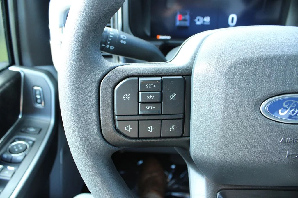 New 2026 Agate Black Metallic Ford F-250® XLT image 43