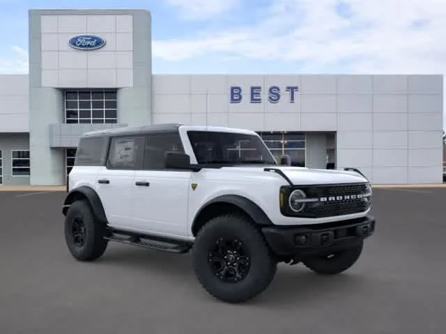 New 2026 Oxford White Ford Badlands image 8