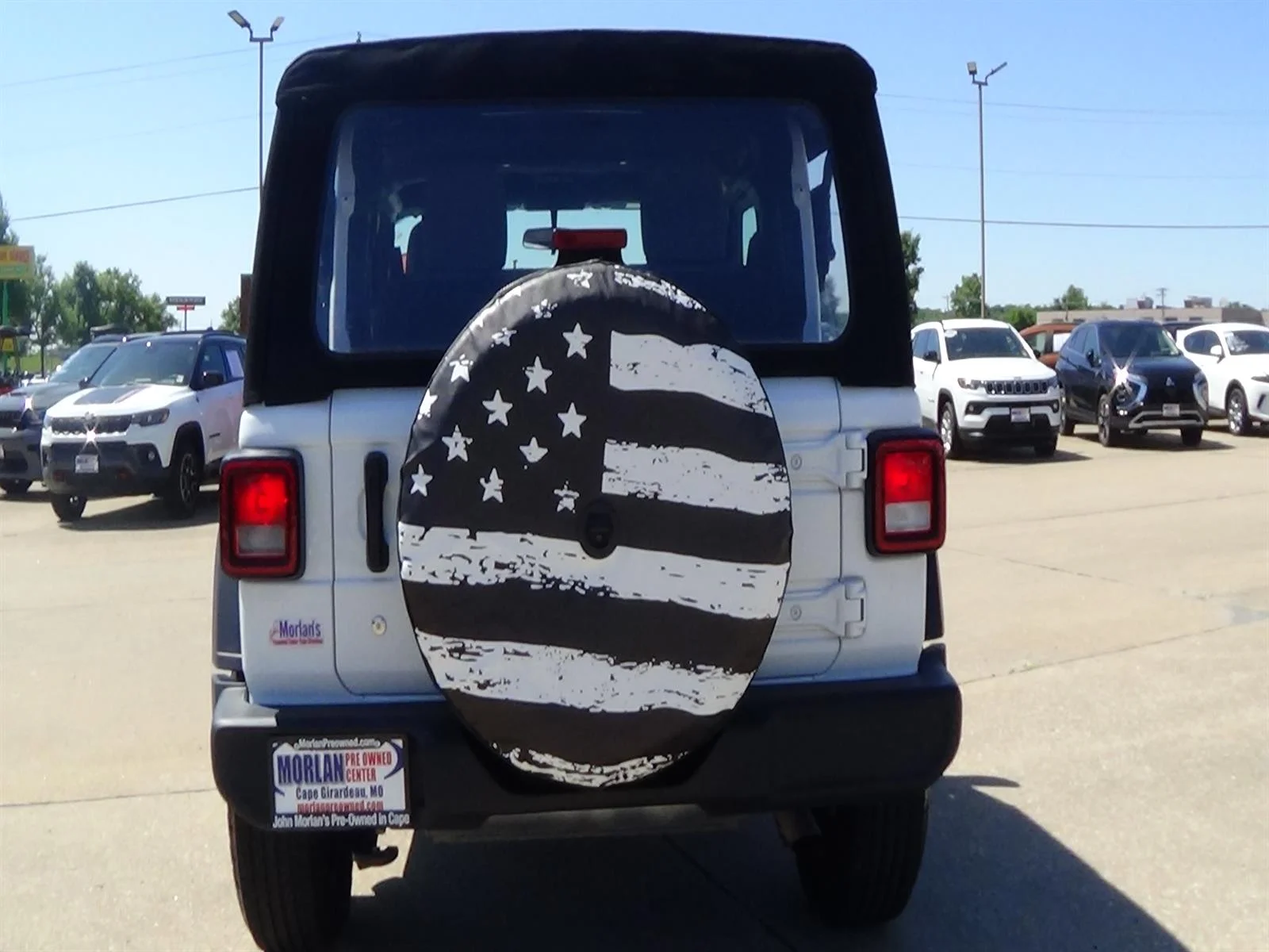 Used 2024 Bright White Clear Coat (pw7) Jeep Sport image 7