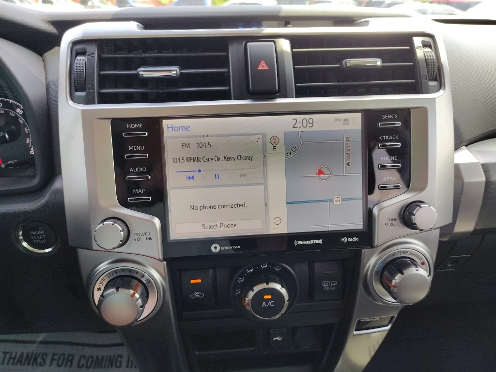 Used 2022 White Toyota SR5 Premium image 20