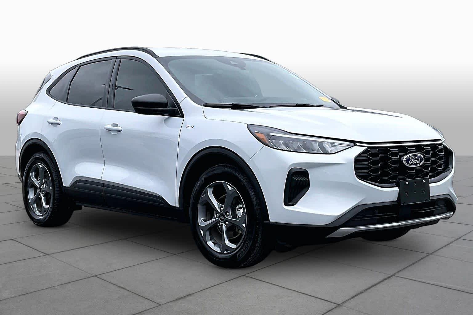 Used 2025 Space Silver Ford ST-Line image 3