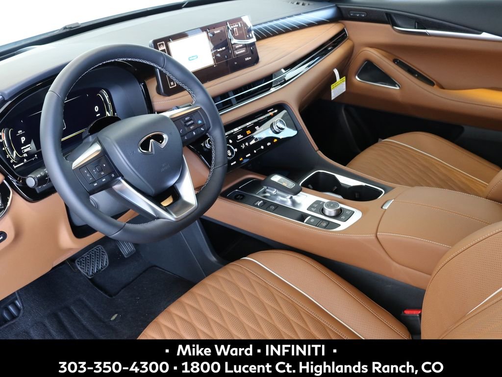 New 2027 2T RAD WHT INFINITI Autograph AWD image 7