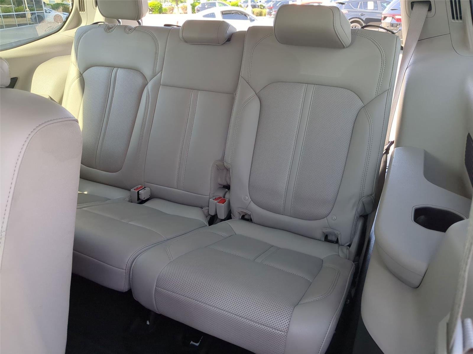 Used 2024 Bright White Clearcoat Jeep Series II image 31