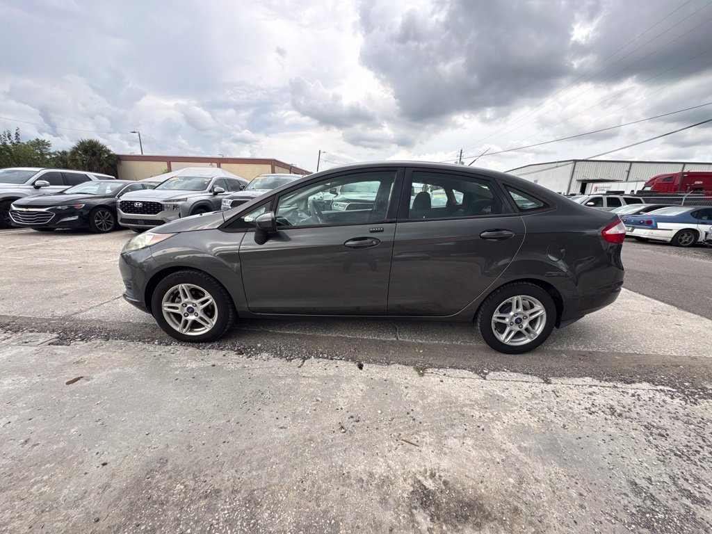 Used 2017 Gray Ford SE image 6