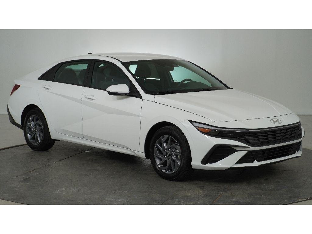 2026 Hyundai Elantra Hybrid
