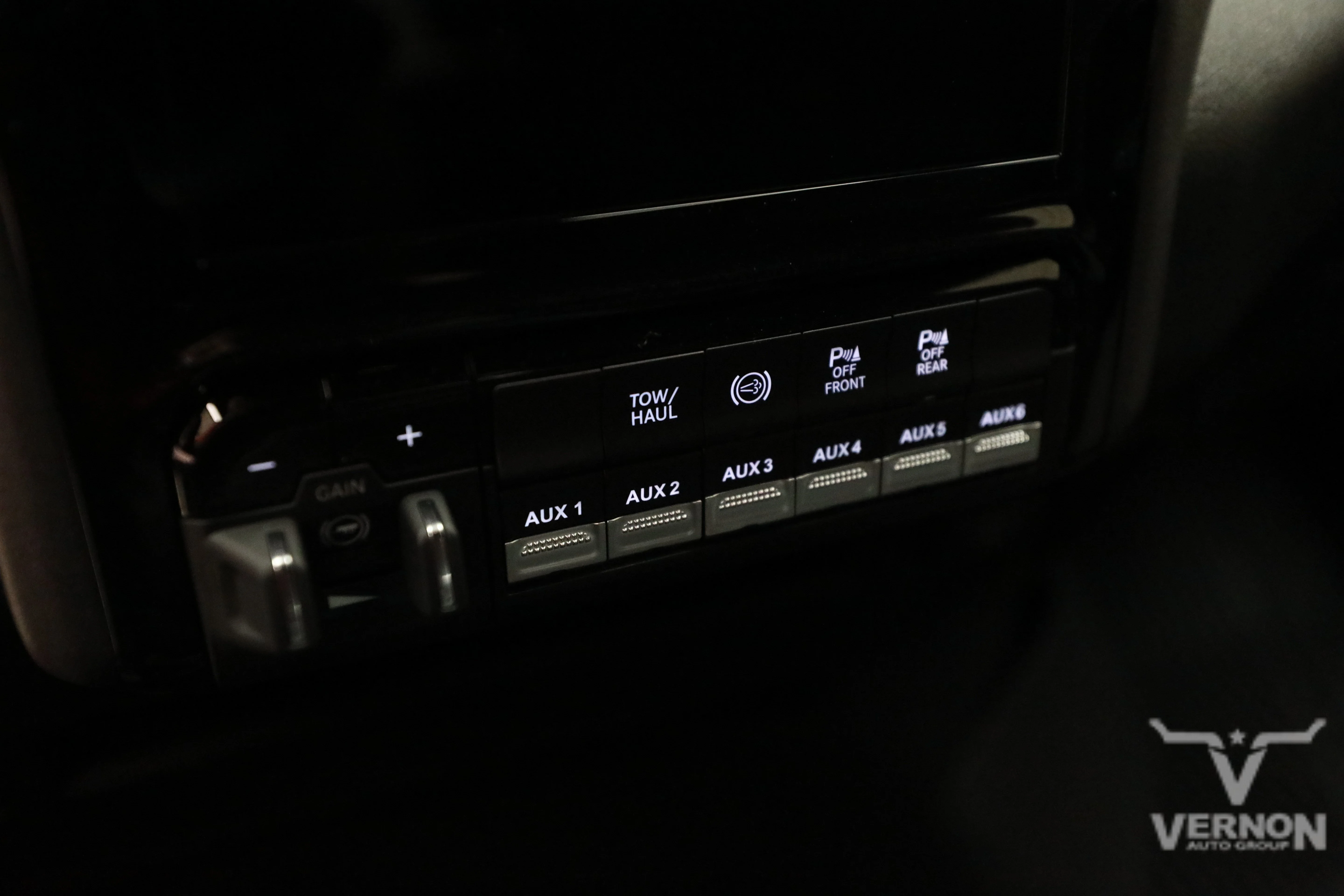 New 2026 Ram 2500 Black Express Crew Cab 4x4