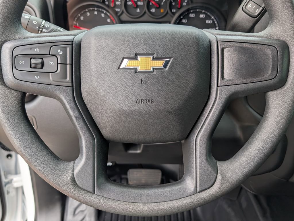 New 2026 Summit White Chevrolet WT image 15