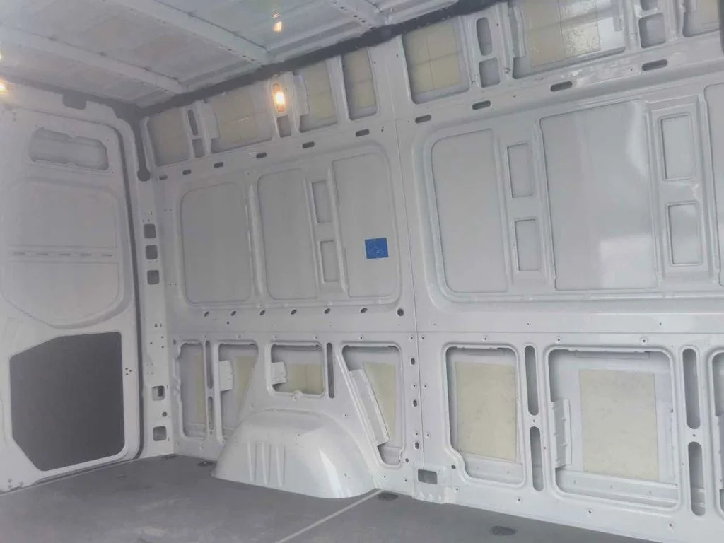 Used 2025 White Mercedes-Benz Cargo 144 WB image 22