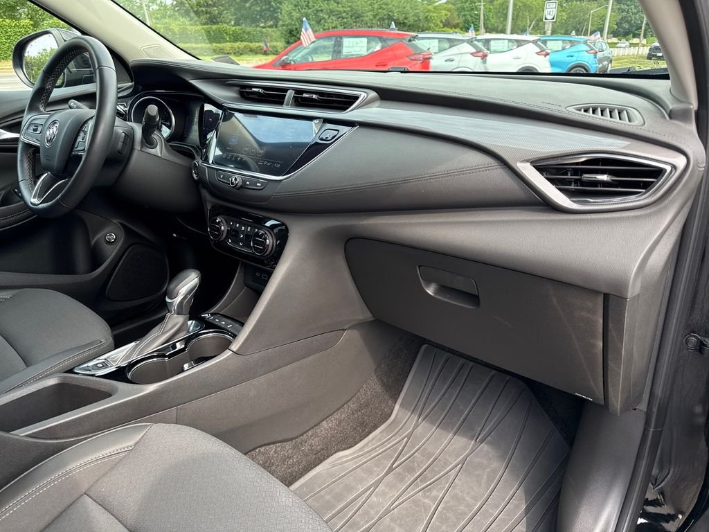 Used 2023 Black Buick Select image 25
