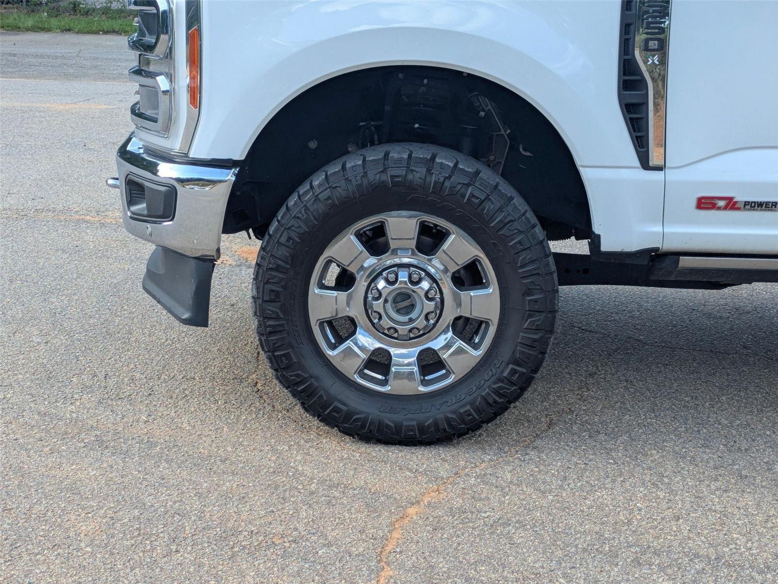Used 2023 Oxford White Ford LARIAT image 10