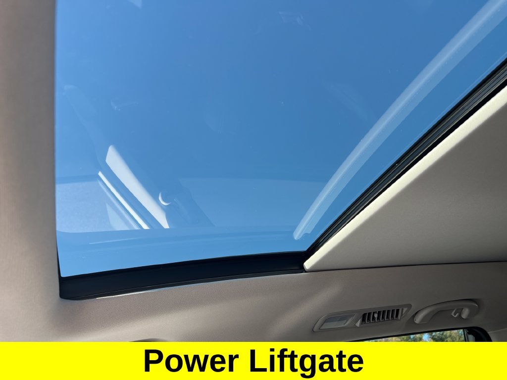 Used 2026 Crystal White Pearl Subaru Limited image 24