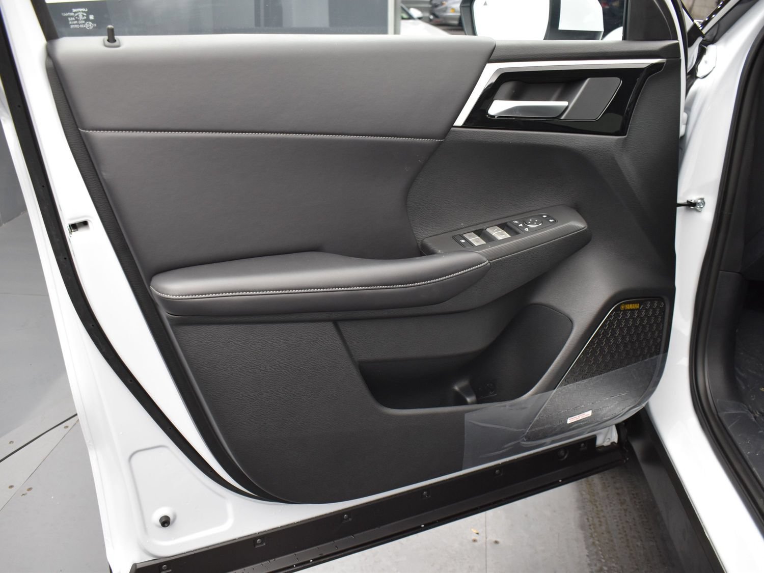 New 2026 White Mitsubishi SE 1.5T 2WD image 5