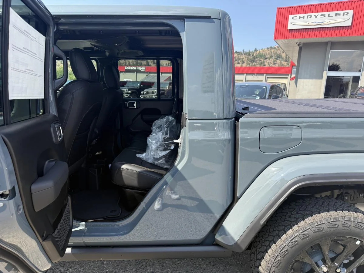 New 2026 Dark blue Jeep Nighthawk image 14