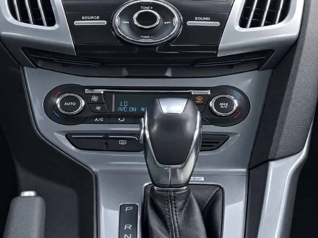 Used 2014 Silver Ford Titanium image 11