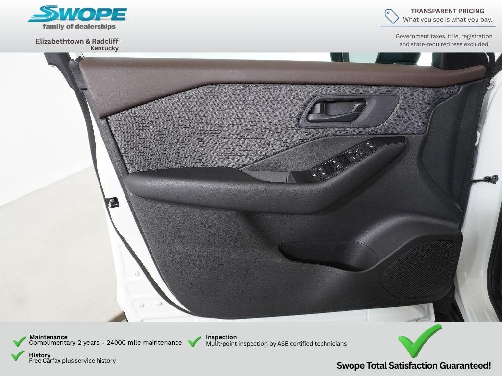 Used 2023 Glacier White Nissan S image 14