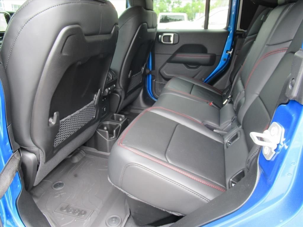 New 2026 Hydro Blue Pearl-Coat Exterior Paint Jeep Rubicon X image 33