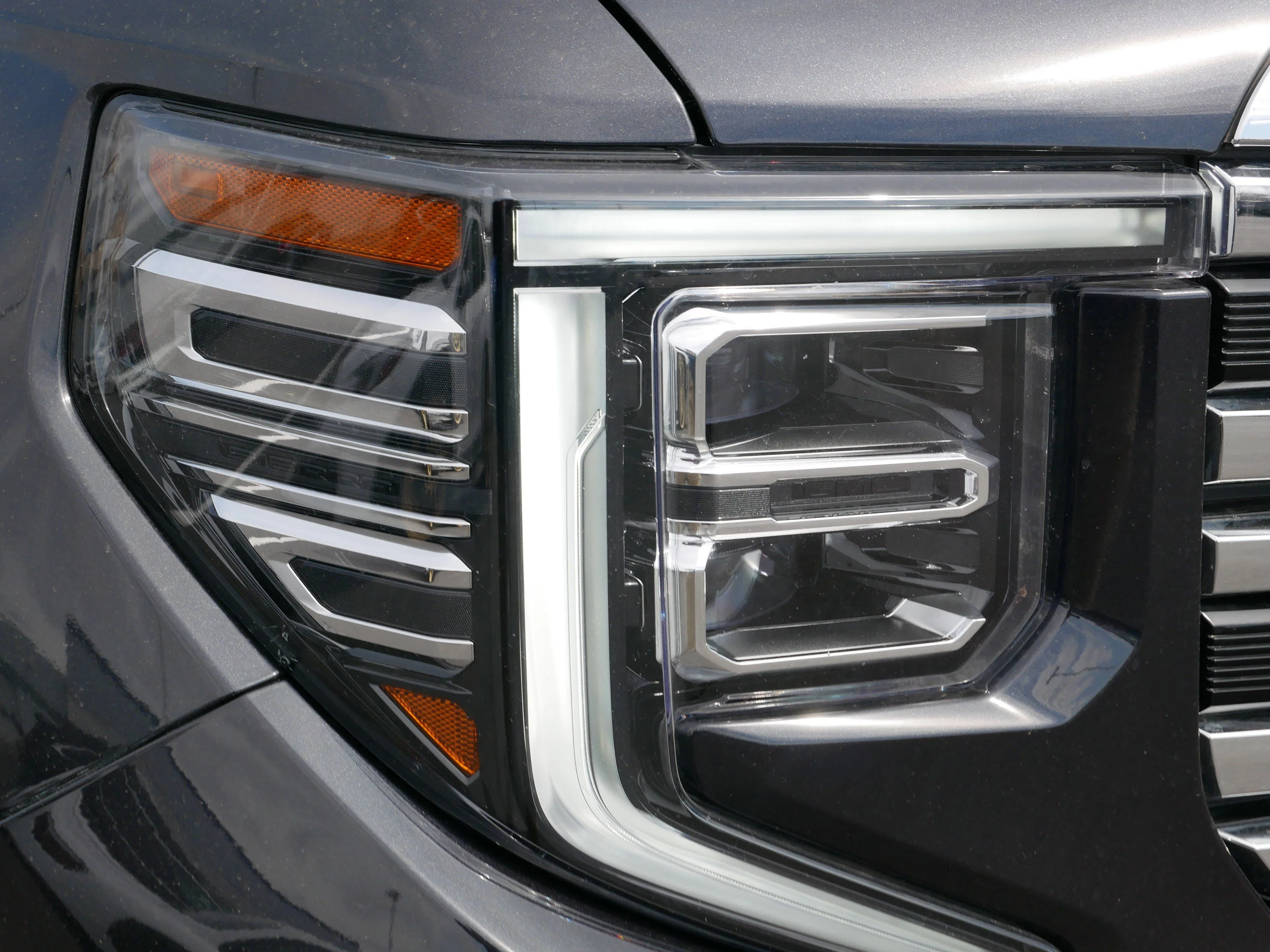 2022 GMC Sierra 1500 SLT - Photo 16
