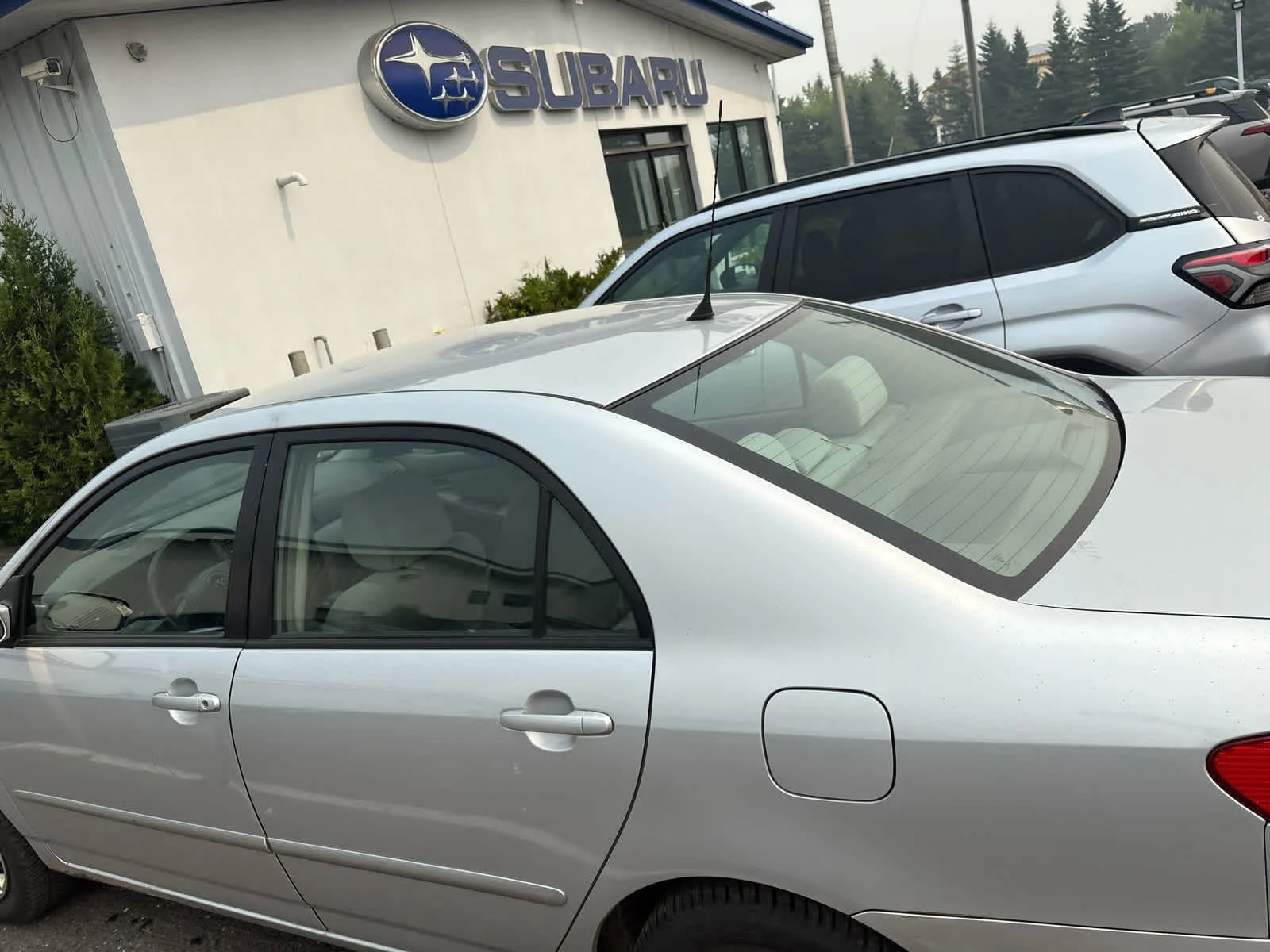 Used 2008 Silver Streak Mica Toyota LE image 9