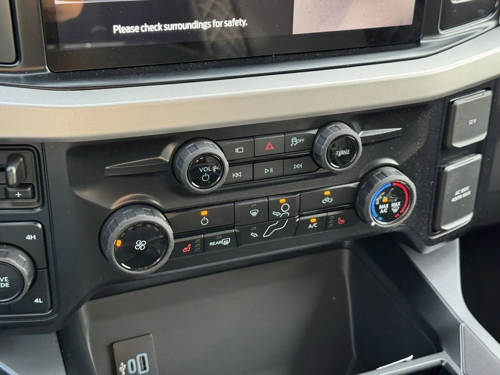 New 2026 Carbonized Gray Metallic Ford F-350® XLT image 19