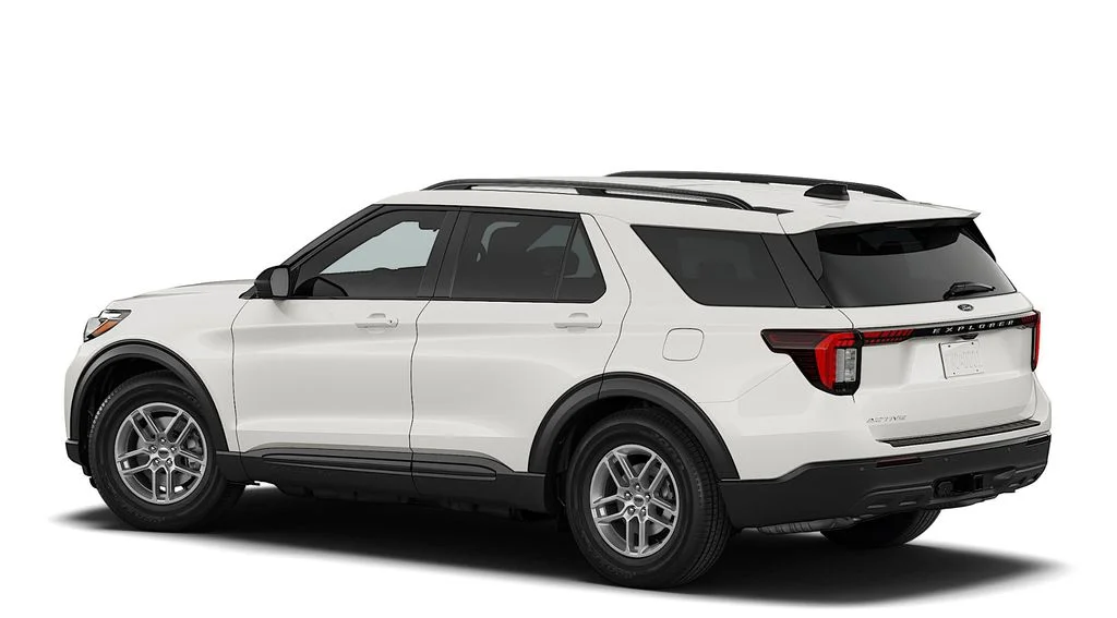 New 2027 Star White Metallic Tri-Coat Ford Active image 2