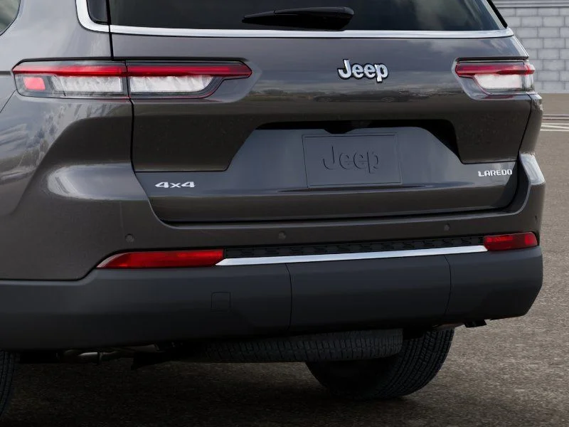 New 2026 Baltic Gray Metallic Clear-Coat Exterior Paint Jeep Laredo image 13