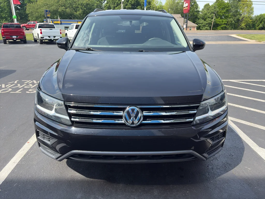 Used 2018 Black Volkswagen 2.0T S image 3