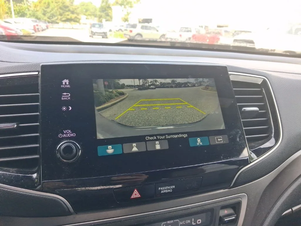 Used 2022  Honda EX-L image 26