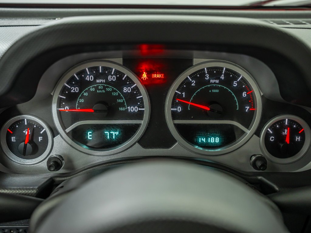 Used 2008 Flame Red Clearcoat Jeep Rubicon image 27