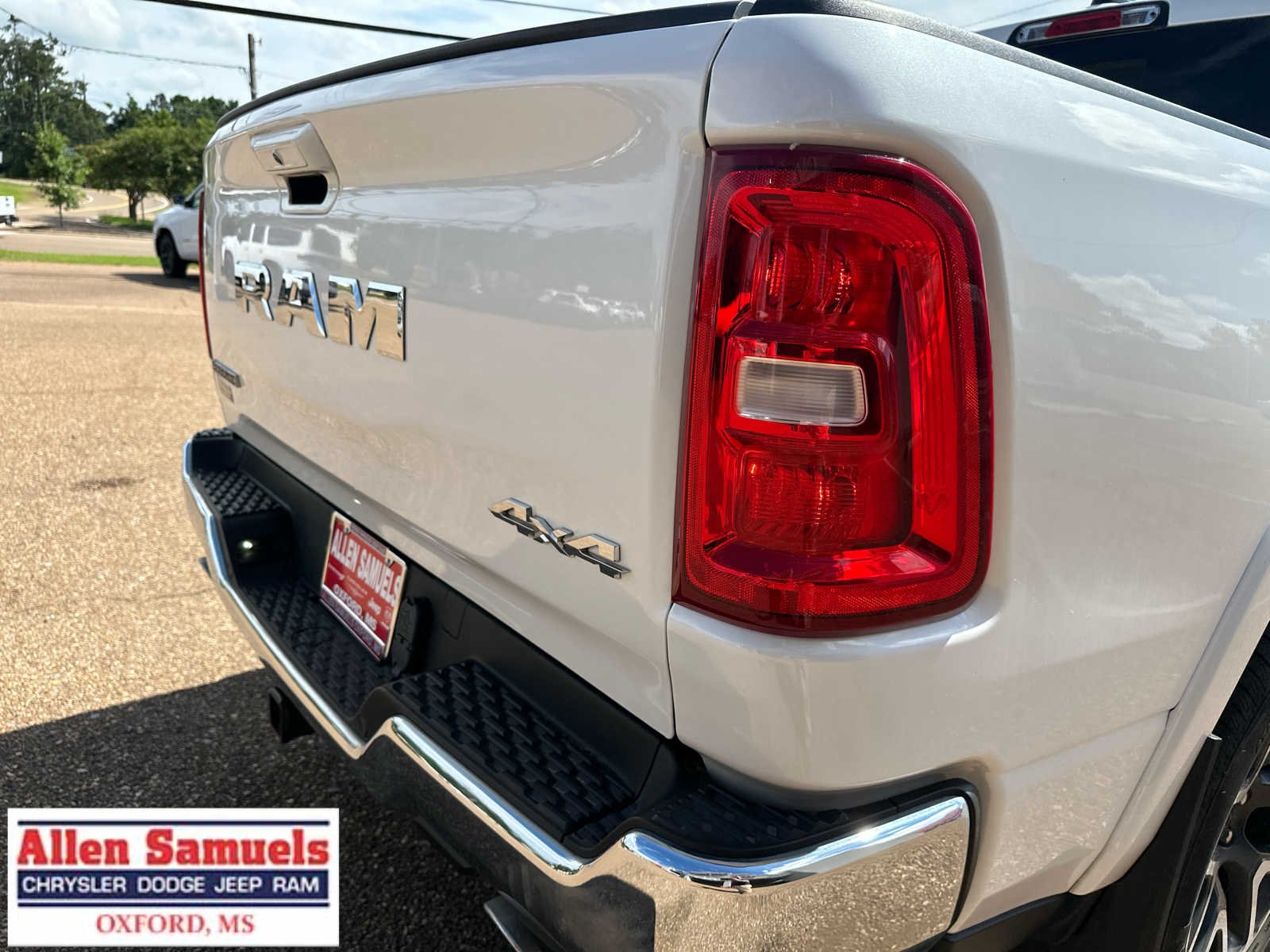 Used 2025 Bright White Clearcoat Ram Laramie image 59