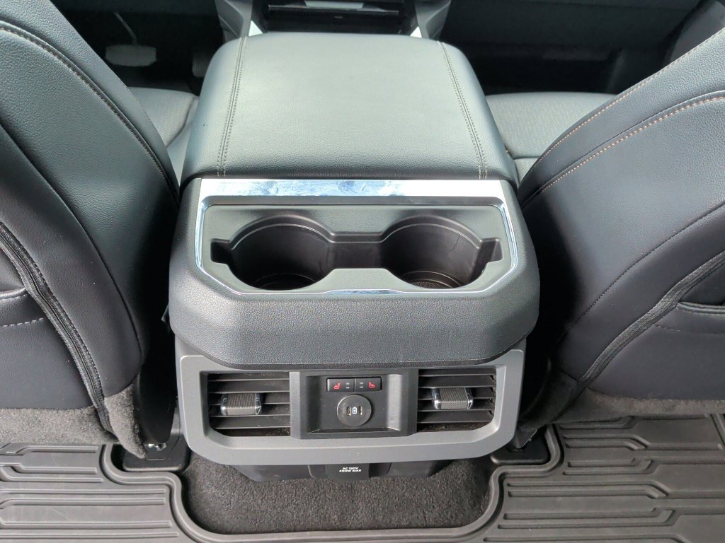 Used 2025 Agate Black Metallic Ford Lariat image 42