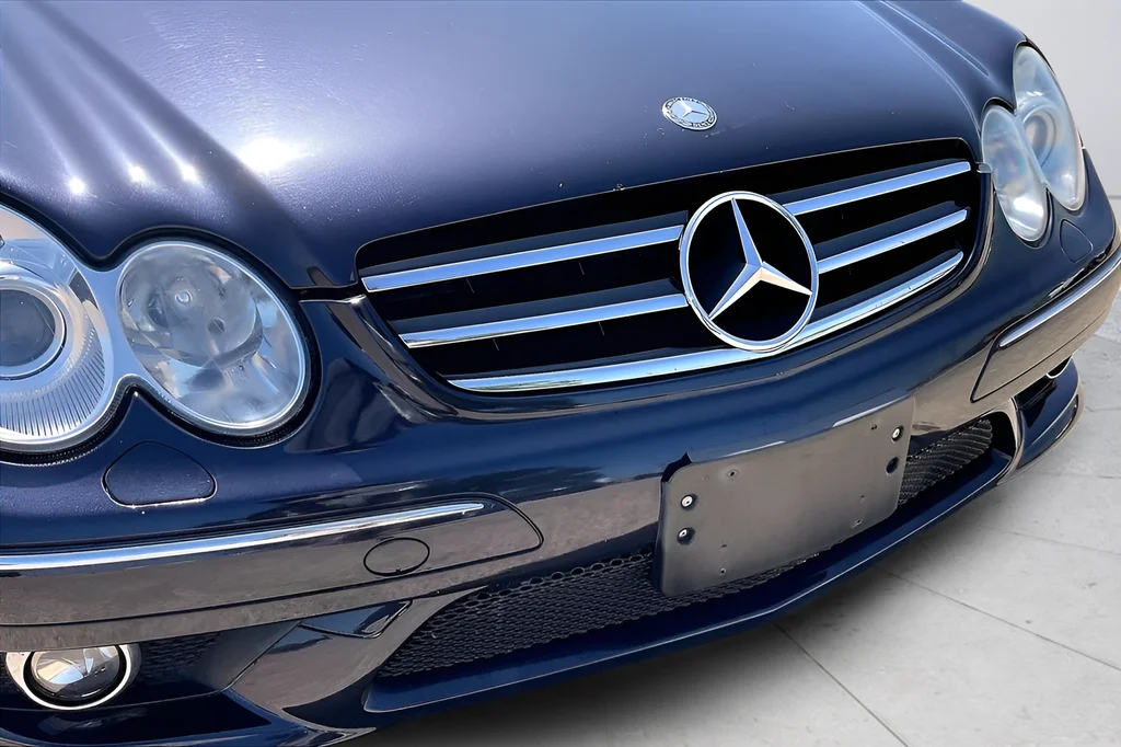 Used 2009 Blue Mercedes-Benz CLK 550 image 31