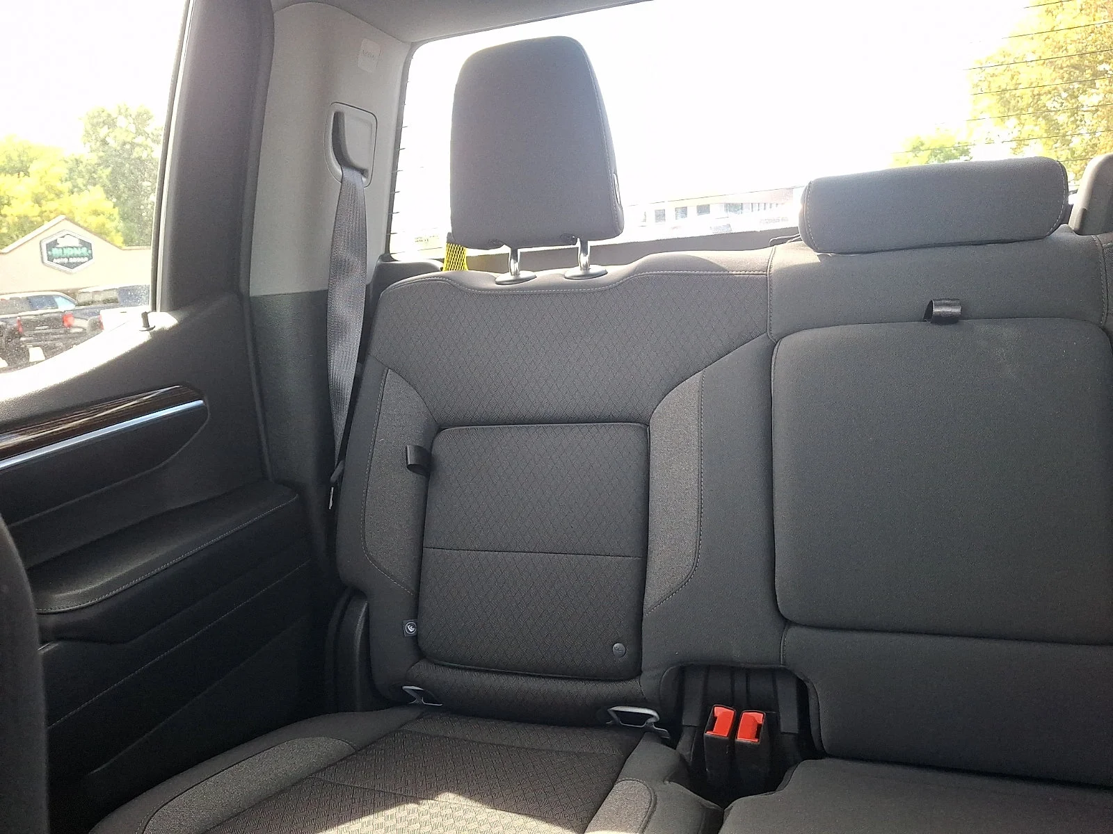 Used 2022 Summit White   Gaz GMC Elevation image 18