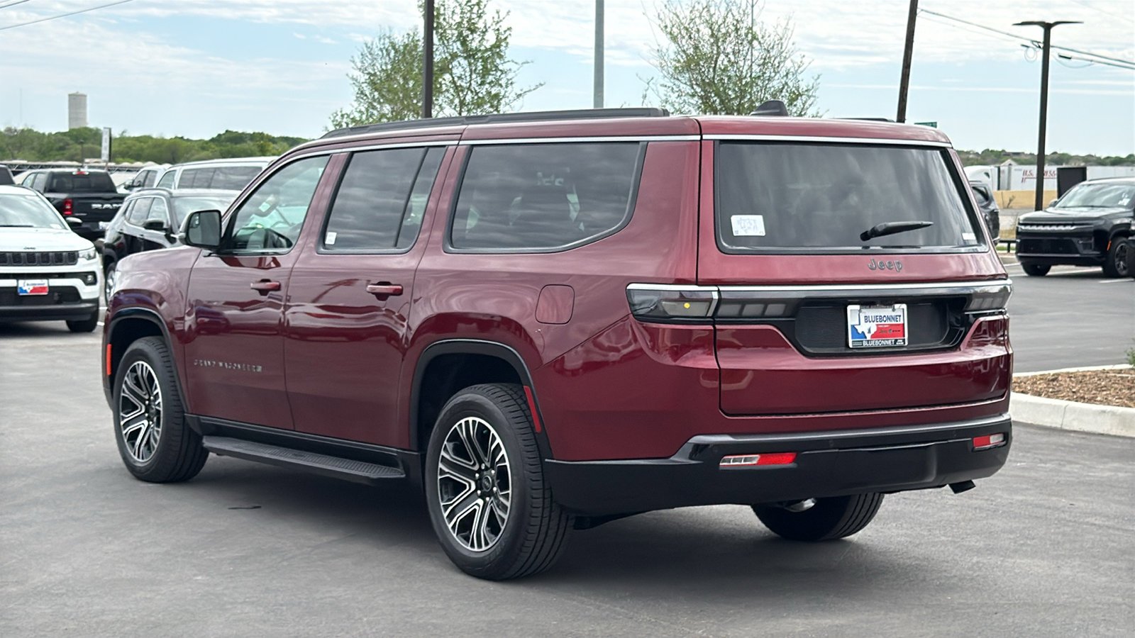New 2026 Velvet Red Pearl-Coat Exterior Paint Jeep BASE image 7